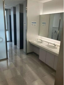 中之島ＳＨビルの内装