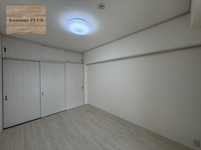 シャトー三愛の洋室