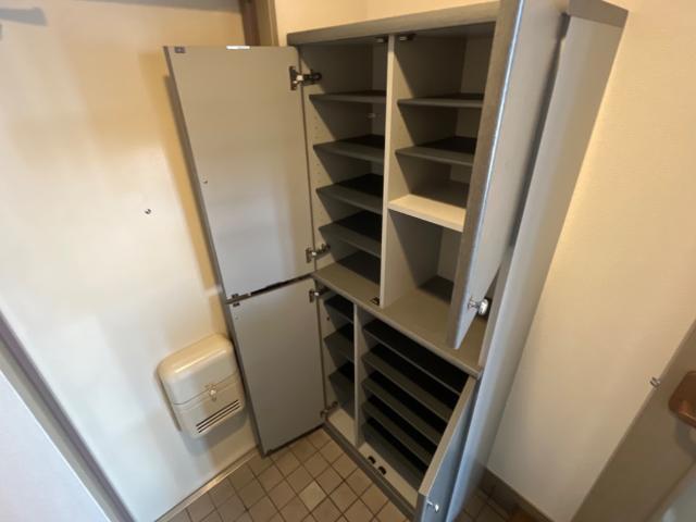 サンローズ東浦の収納|下駄箱