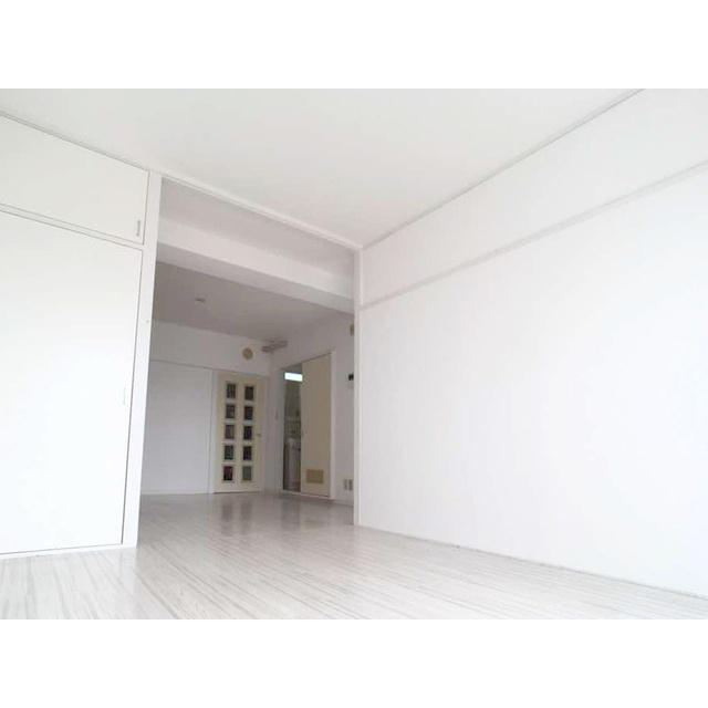 行田ハイツ1号棟の居間・リビング