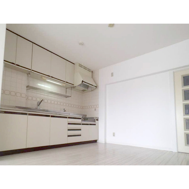 行田ハイツ1号棟のキッチン