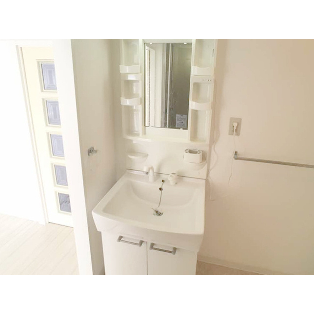 行田ハイツ1号棟の洗面所