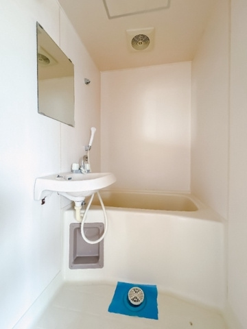 水堀コーポの浴室