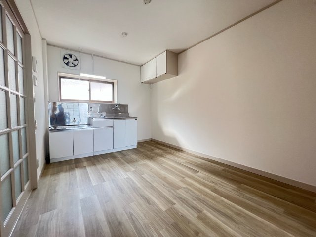 ハイツホワイトの居間・リビング|使いやすいリビングです