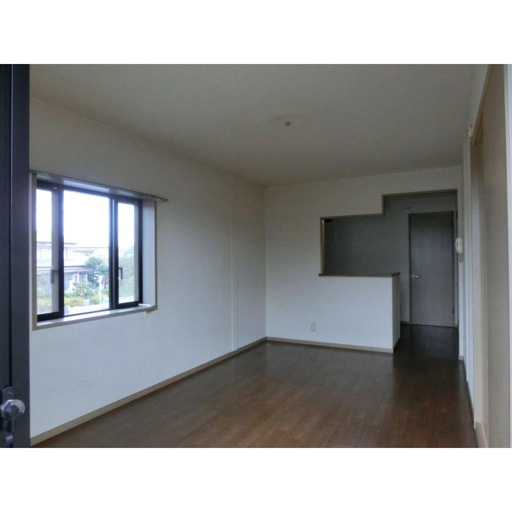 ファミールＡ・Ｂ棟の居間・リビング