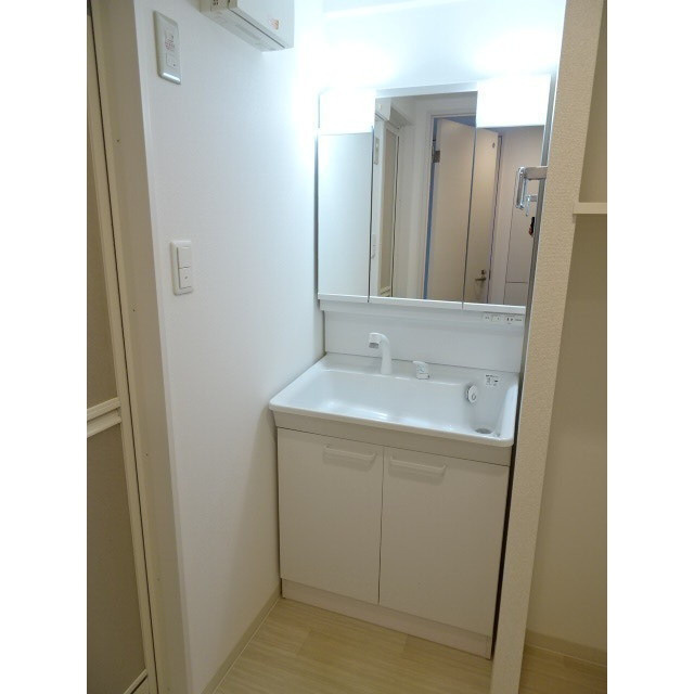 ルヴェドゥソレイユの洗面所