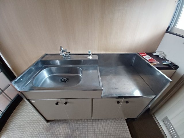 カレッジプラザのキッチン