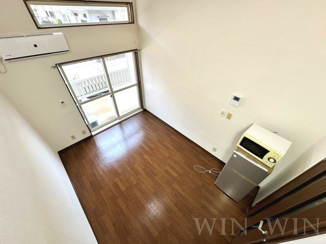 ウイングコート東小池 B棟の居間・リビング|イメージ（同建物内別部屋の写真です）