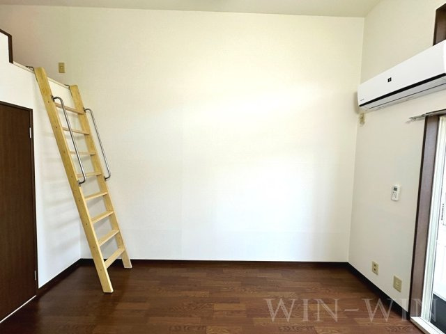 ウイングコート東小池 B棟の居間・リビング|イメージ（同建物内別部屋の写真です）