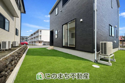 【庭】 | CRADLEGARDEN日光市豊田第3　1号棟 | 大きなお庭でご家族や友人を招いてＢＢＱもできますね！お子様の水遊びにもぴったりです☆（人工芝はCG加工したものになります）