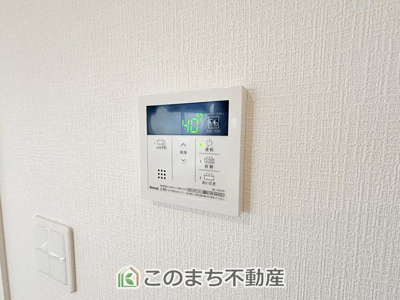 【設備】 | CRADLEGARDEN日光市豊田第3　1号棟 | 省エネ仕様の給湯器です☆設定した温度のお湯が出ます！お風呂のお湯はりもボタン１つで自動です♪