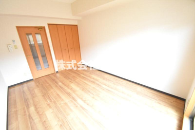 【洋室】 | アーバンリブ