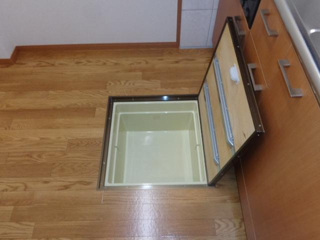 ラマージュの収納|床下収納