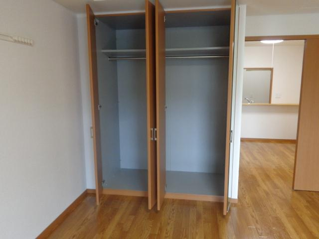 ラマージュの収納|洋室