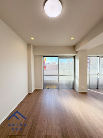 赤坂ハウスの居間・リビング