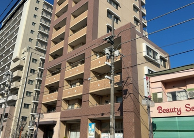【外観】 | アンビシャス相模原 | 眺望の良さを楽しめるダイニングキッチンで家族団らんの時間を過ごしてはいかがでしょうか。バルコニーから見える景色を家族で眺める時間は、時間が経つのを忘れてしまいそうですね。是非、現地を見に行きましょう！