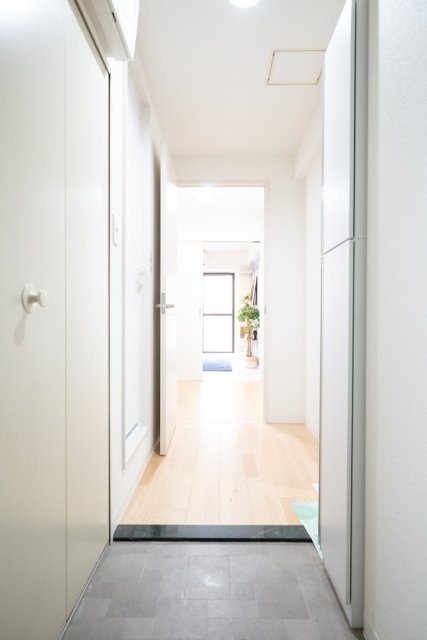 ペアパレス上池台№２の玄関|※家具・小物はイメージです