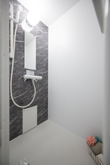 ペアパレス上池台№２の浴室|※家具・小物はイメージです