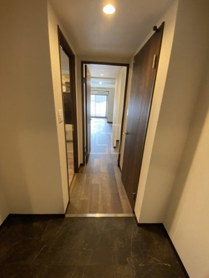 【玄関】 | ブリリアントジュネス本町 | ブリリアントジュネス本町　玄関