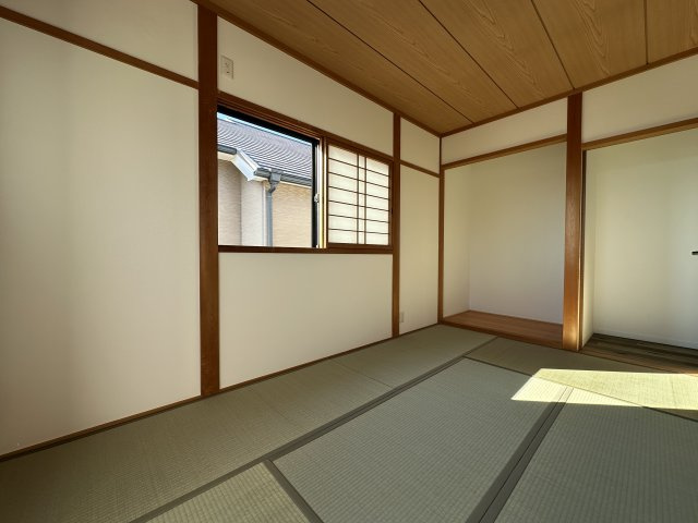 神戸市西区玉津町出合戸建の和室