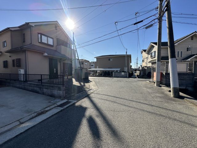神戸市西区玉津町出合戸建の前面道路含む現地写真