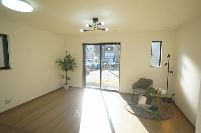 【居間・リビング】 | 東住吉区杭全7丁目 | 【LDK：約15.12帖】