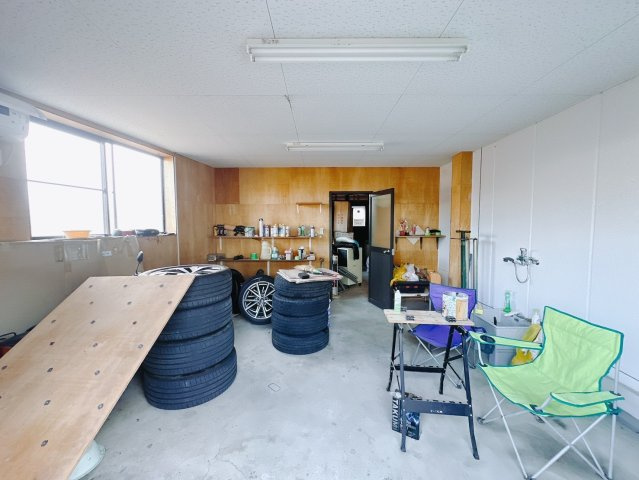 【中古戸建】北群馬郡榛東村大字新井の収納|■作業場｜今から見たい！大歓迎です♪いつでも見学も可能になりますのでお気軽にお問い合わせください＾＾