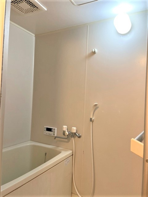 コンフォート大高の浴室|室内補修中の為、同じ物件内別のお部屋の参考画像となります。