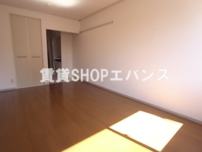 【寝室】 | グリシーヌ藤崎Ⅱ | 寝室にぴったりのお部屋です