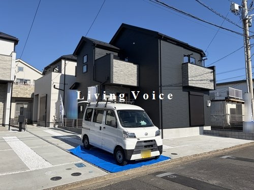 【外観】 | 【仲介手数料０円】藤沢市亀井野12期　新築一戸建て　2号棟　全3棟 | 全体【仲介手数料０円】藤沢市亀井野12期　新築一戸建て　全3棟