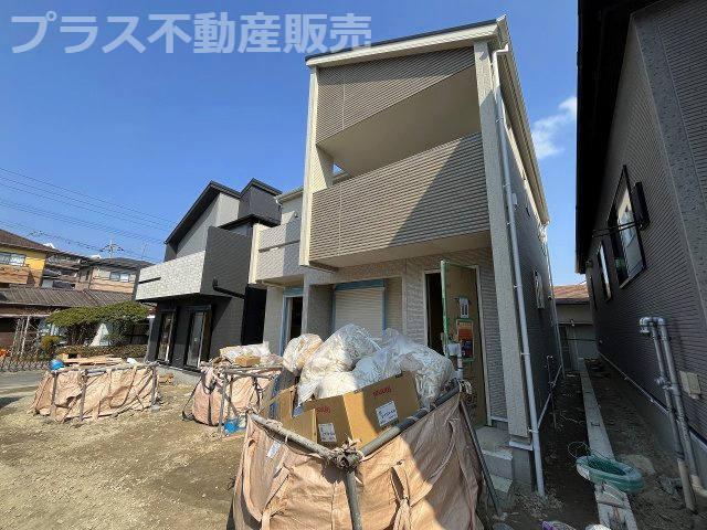 【外観】 | 福岡市城南区七隈3丁目　2号棟（全3棟）【仲介手数料無料・0円】 | 現地写真。プラス不動産販売なら、現場の全ての棟をまとめてご見学頂けます。