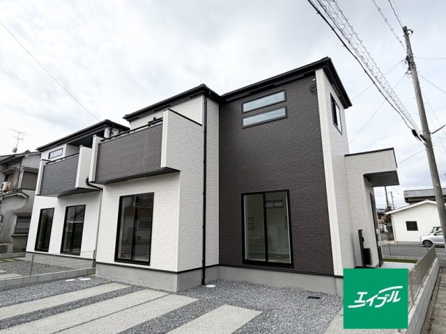 【外観】 | グラファーレ岡山市大福4期 (全2棟) | 並列3台駐車可能です！