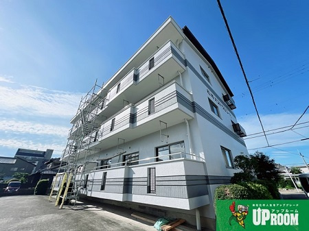 松崎パストラルコートの外観