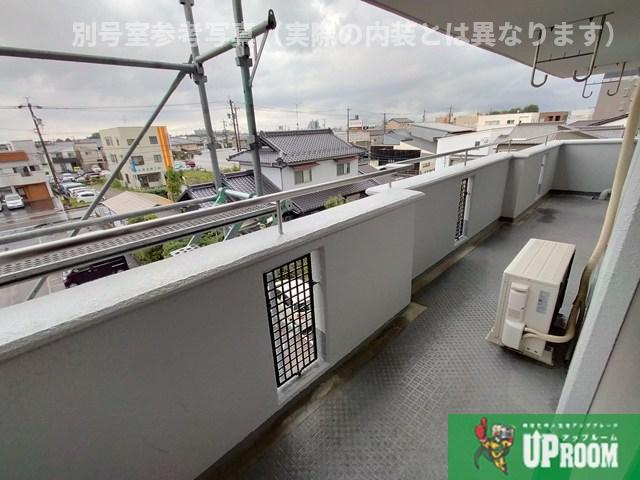 松崎パストラルコートのバルコニー
