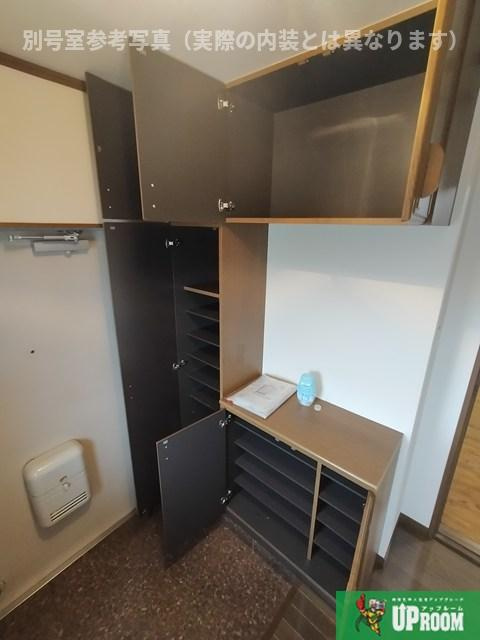 松崎パストラルコートの玄関