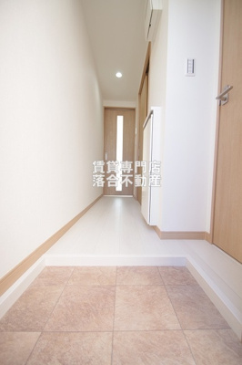 【玄関】 | ボレロ橋本 | ゆったりとした玄関