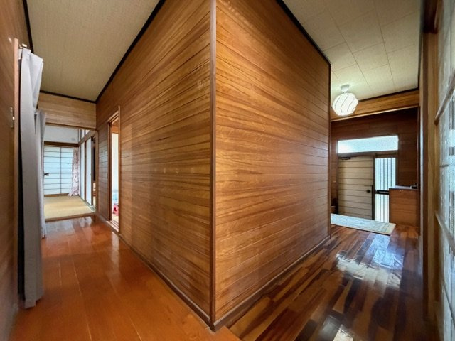 都城市丸谷町の中古一戸建の内装