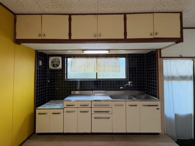 都城市丸谷町の中古一戸建のキッチン