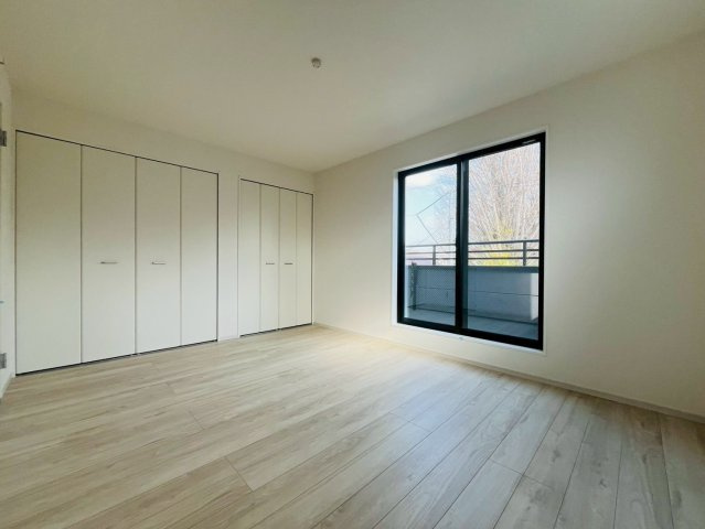 【洋室】 | 練馬区富士見台３丁目　新築戸建て　１号棟 | 家具配置もしやすく、暮らしに合わせて使える洋室です