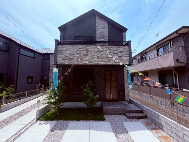 【外観】 | 練馬区富士見台３丁目　新築戸建て　１号棟 | 落ち着いた色合いと洗練されたデザインが、街並みに美しく調和