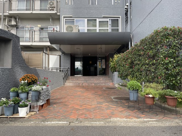 ジュネシオン平井