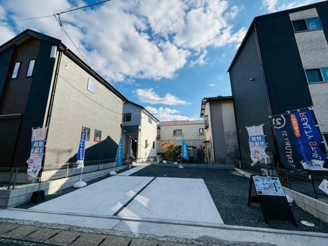 よかタウン／西区高橋町1丁目1期／2号棟の外観
