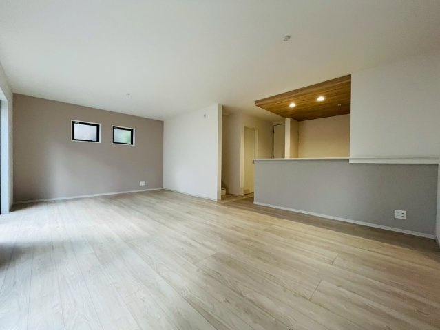 【間取り】 | 練馬区富士見台３丁目　新築戸建て　２号棟 | 約20帖の広さのLDKは家族がゆったりと過ごせる開放的な空間