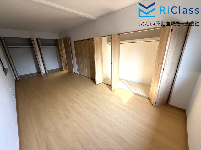 中古戸建　神戸市須磨区天神町４丁目4の寝室|ゆとりの広さです