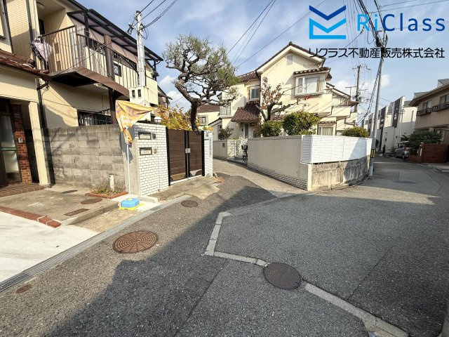中古戸建　神戸市須磨区天神町４丁目4の前面道路含む現地写真|前面道路含む現地写真です