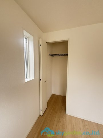 伊勢原市下落合第12　新築戸建　全2棟2号棟の収納