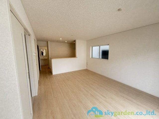 伊勢原市下落合第12　新築戸建　全2棟2号棟の居間・リビング