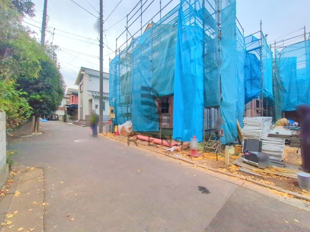 【前面道路含む現地写真】 | 練馬区富士見台３丁目　新築戸建て　３号棟 | 見通しの良いエリアで落ち着いた住宅街でゆったり過ごせます