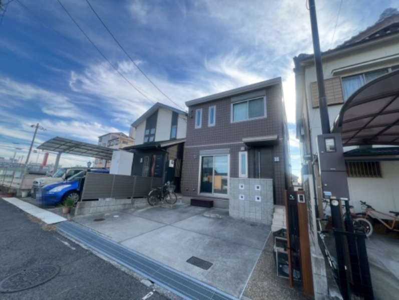 堺市西区鳳西町2丁戸建の外観