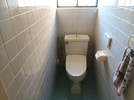 東松山市下唐子　中古戸建のトイレ|１階トイレ